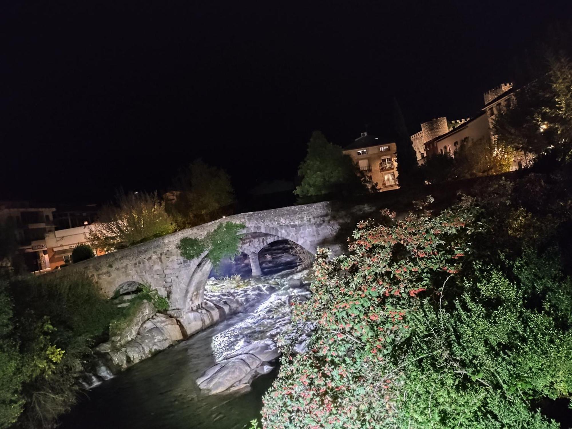 Apartamento El Corazon De Gredos อาเรนัส เด ซานเปโดร ภายนอก รูปภาพ